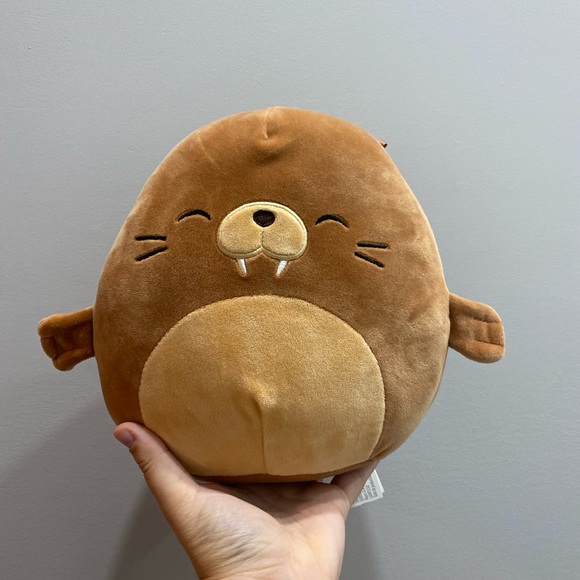 Other - SQUISHMALLOW Bruce 8”